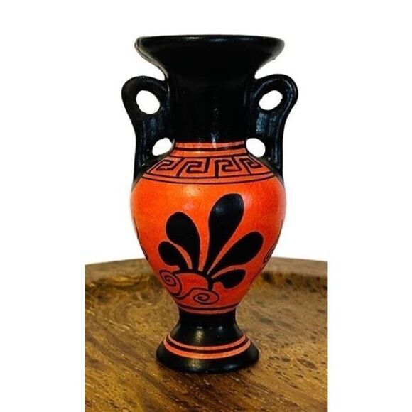 Hand Made Vintage Greek Urn (From Greece) - Picture 4 of 6
